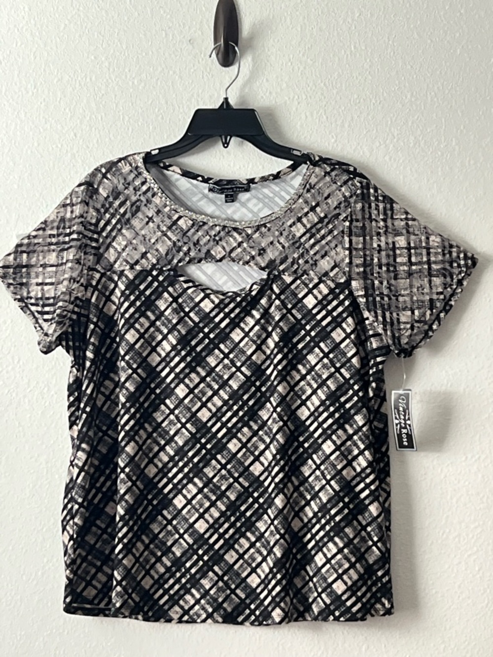 Nina Leonard Black and Cream Plaid Cutout Short-Sleeve Top, Size 1X